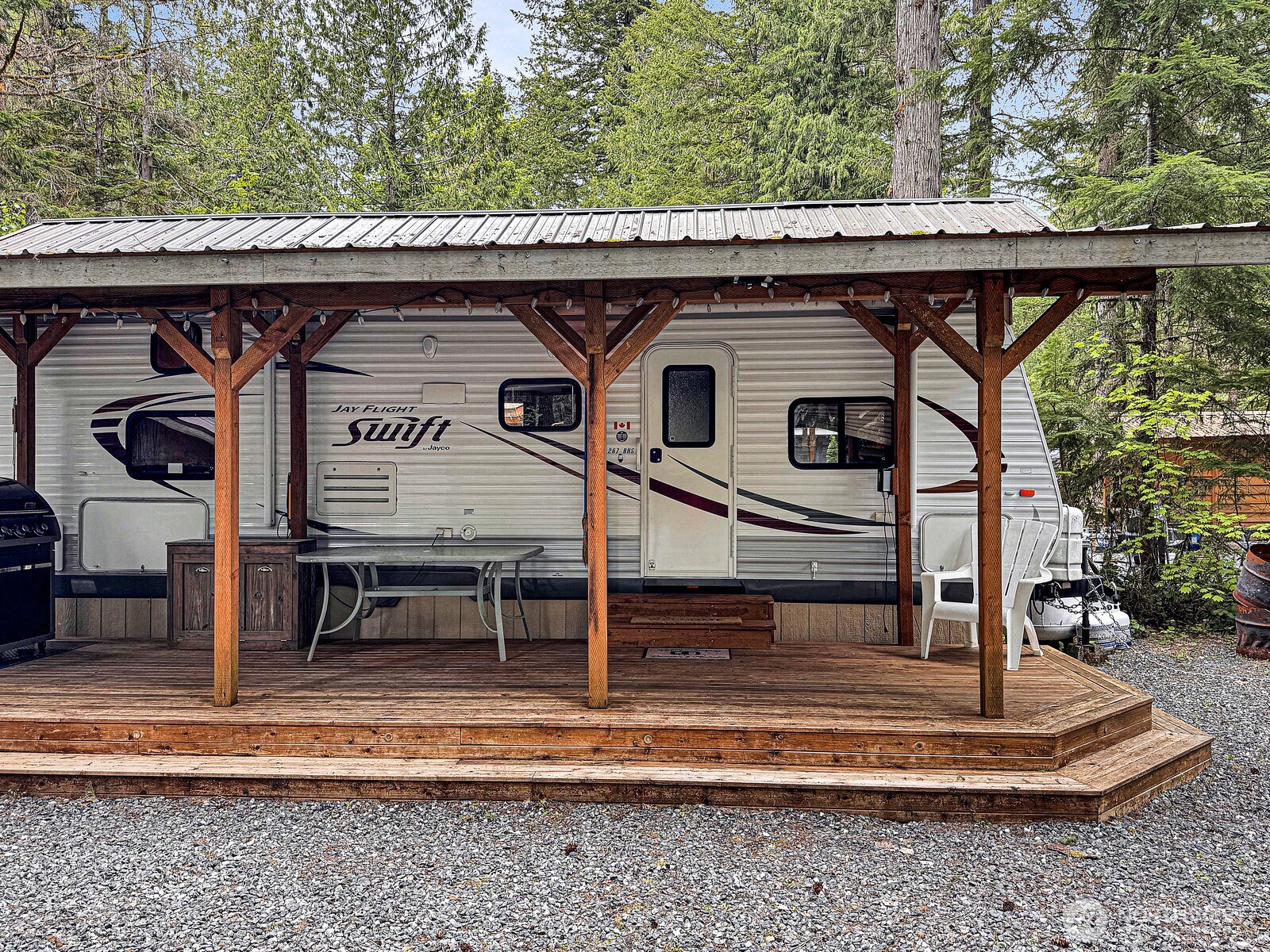 47 Wilderness Way Maple Falls, WA 98266 - Photo 4 of 40 a view of entryway front of house