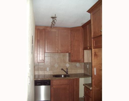 199 East McNab Road, Unit 208 Pompano Beach, FL 33060 - Photo 4 of 11 Kitchen