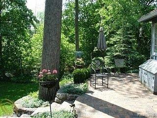 195 North Baldwin Road Birmingham, MI 48009 - Photo 13 of 19 Patio Living