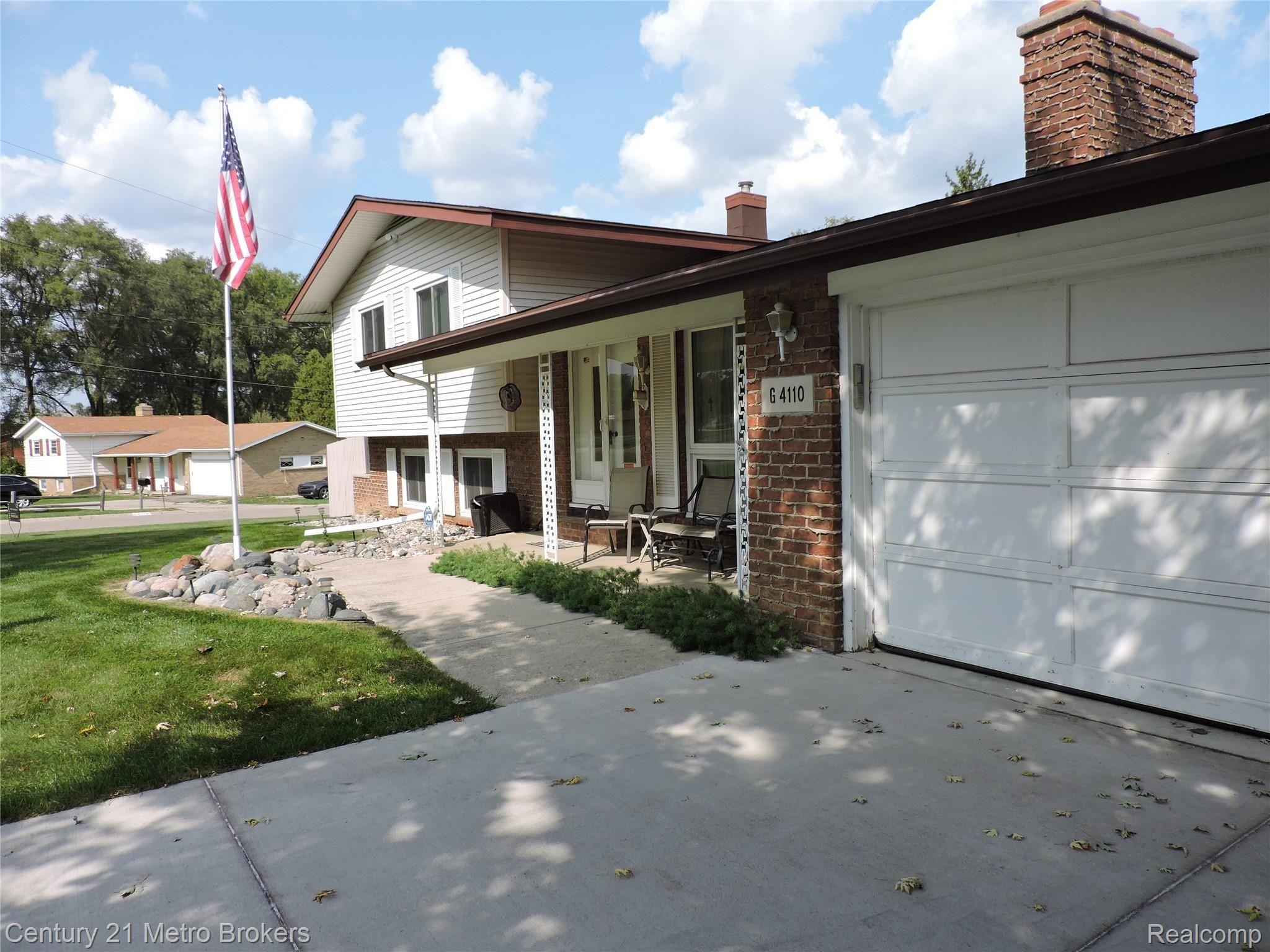 4110 Beecher Road Flint, MI 48532 - Photo 53 of 55 DSCN9627.JPG