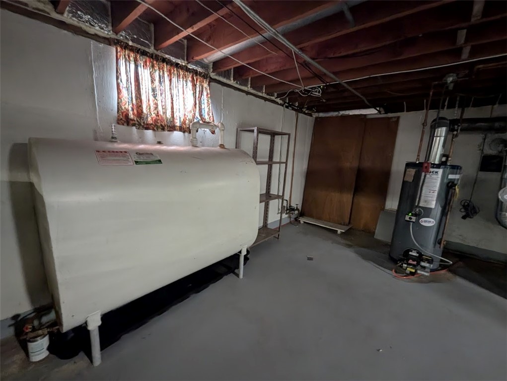 66 Scenic Drive Warwick, RI 02886 - Photo 13 of 16