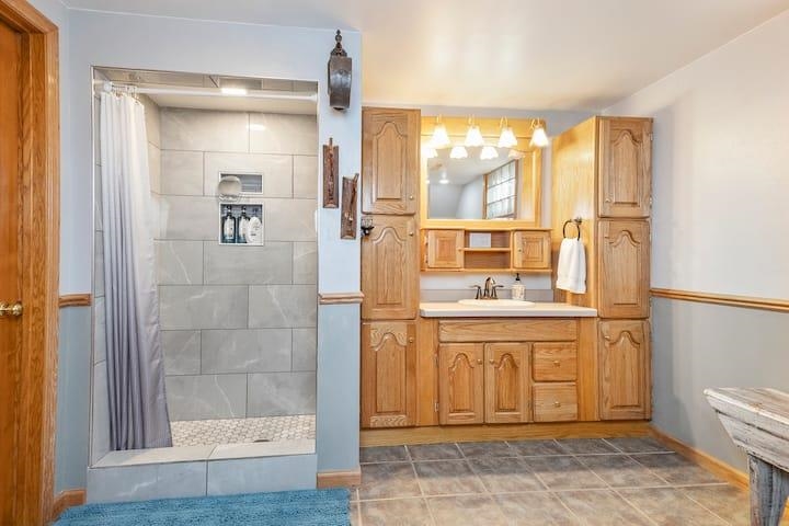 531 East Milwaukee Fort Fort Atkinson, WI 53538 - Photo 24 of 32