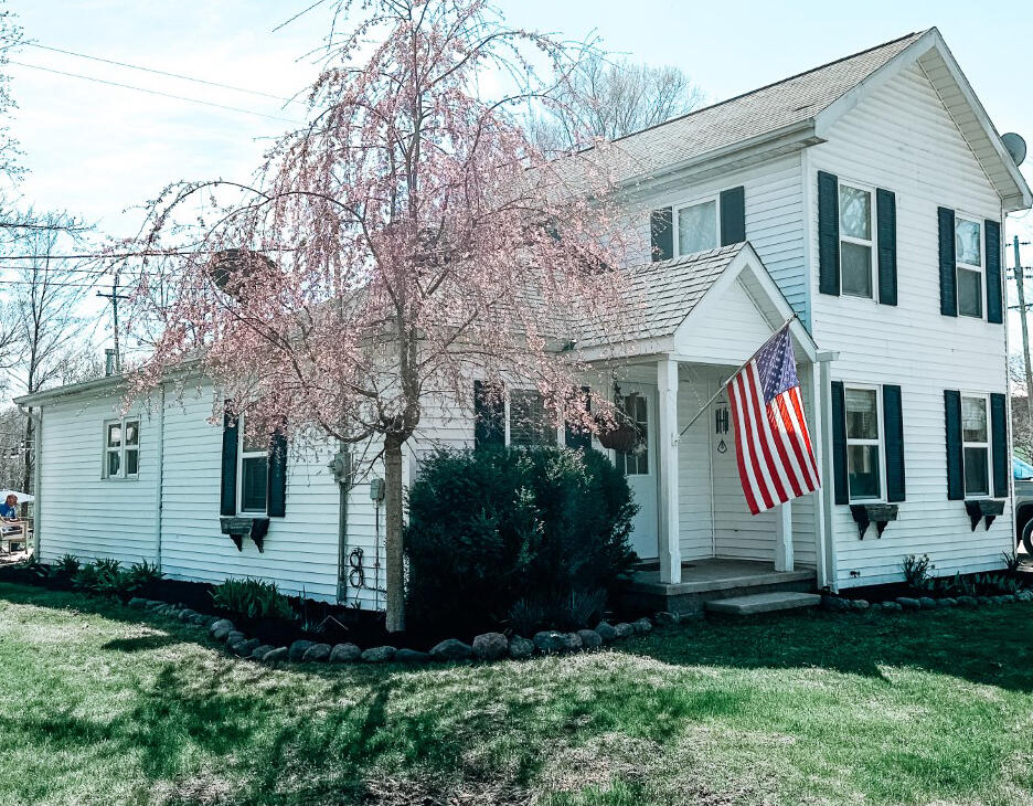 9375 Parmalee Road Middleville, MI 49333 - Photo 2 of 19 front side
