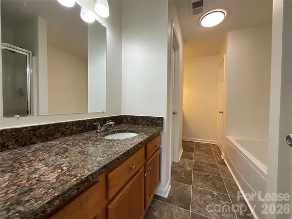 $1,550 | 7809 Lennoxshire Road, Charlotte, NC 28210