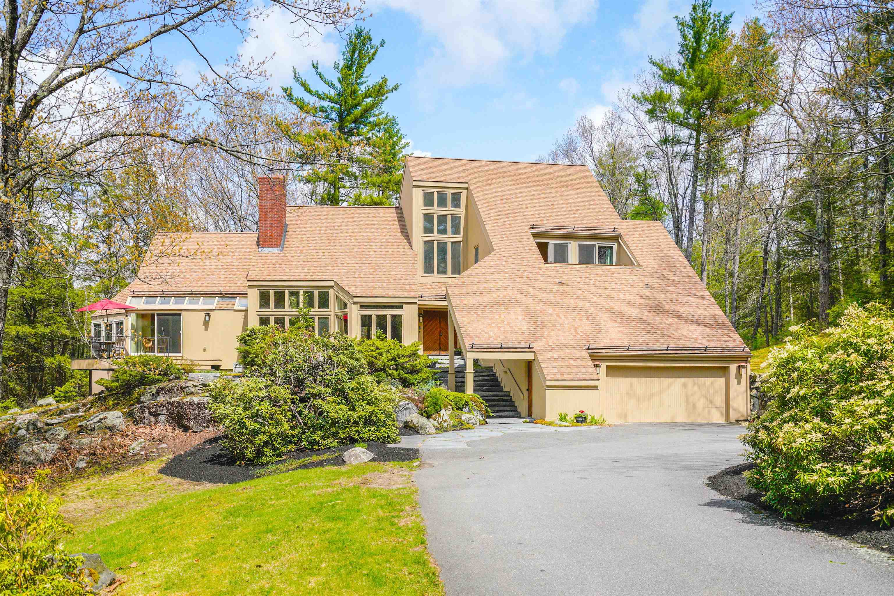 25 Hemlock Hill Road Amherst, NH 03031 - Photo 1 of 40