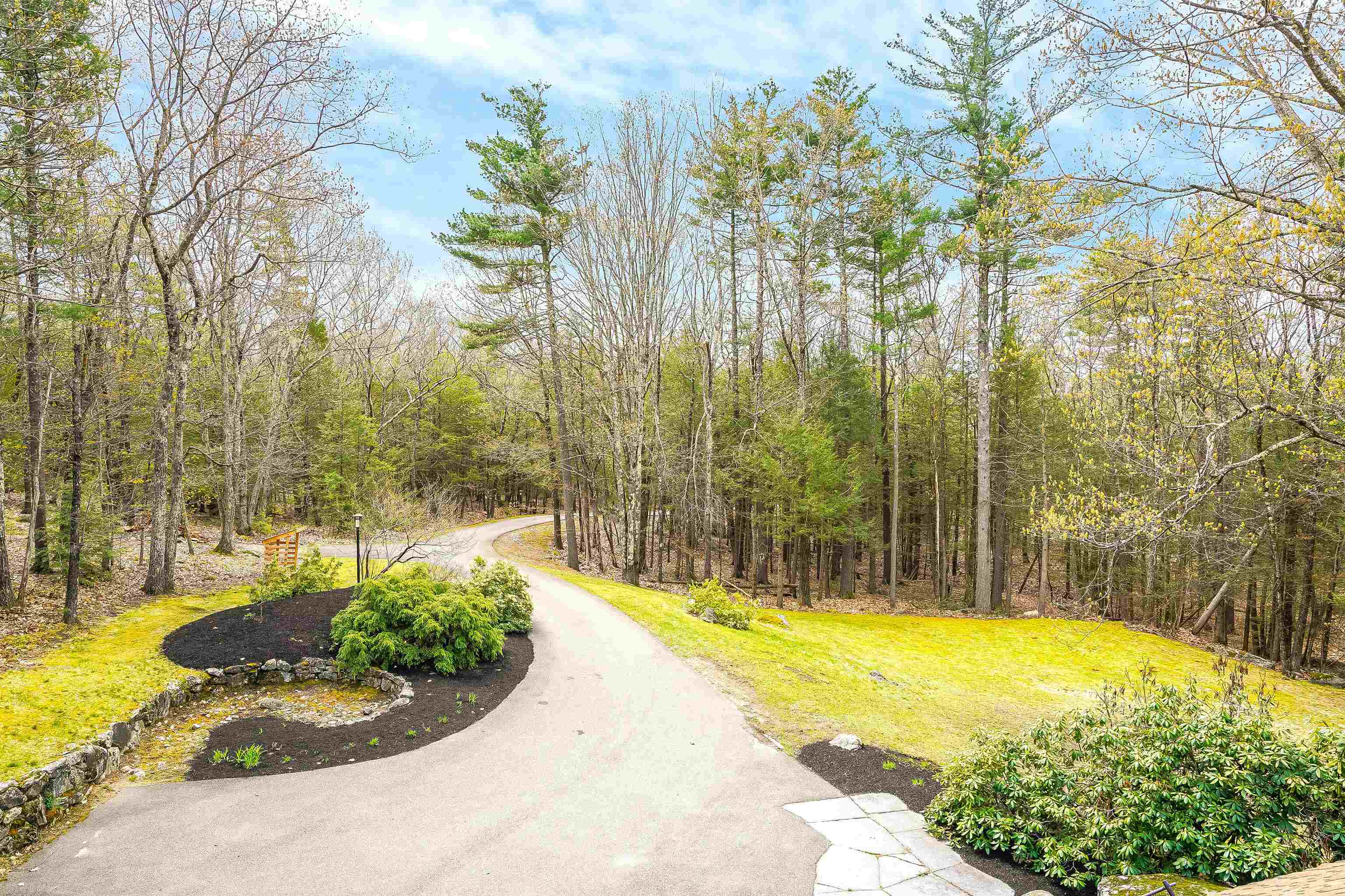 25 Hemlock Hill Road Amherst, NH 03031 - Photo 27 of 40