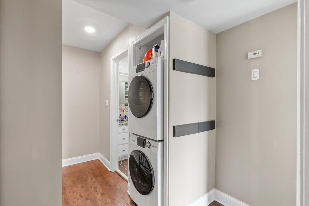 6980 Roswell Road Northeast Sandy Springs, GA 30328 - Photo 14 of 40 Gallery Image 14