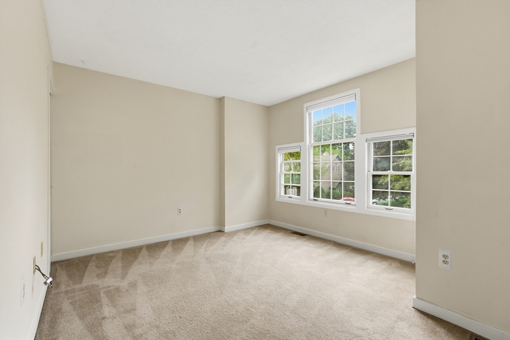 70 Amity Place, Unit 70 Amherst, MA 01002 - Photo 25 of 35