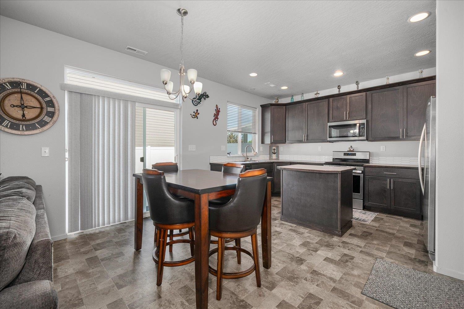 1705 North Arties Road Spokane Valley, WA 99016 - Photo 11 of 34