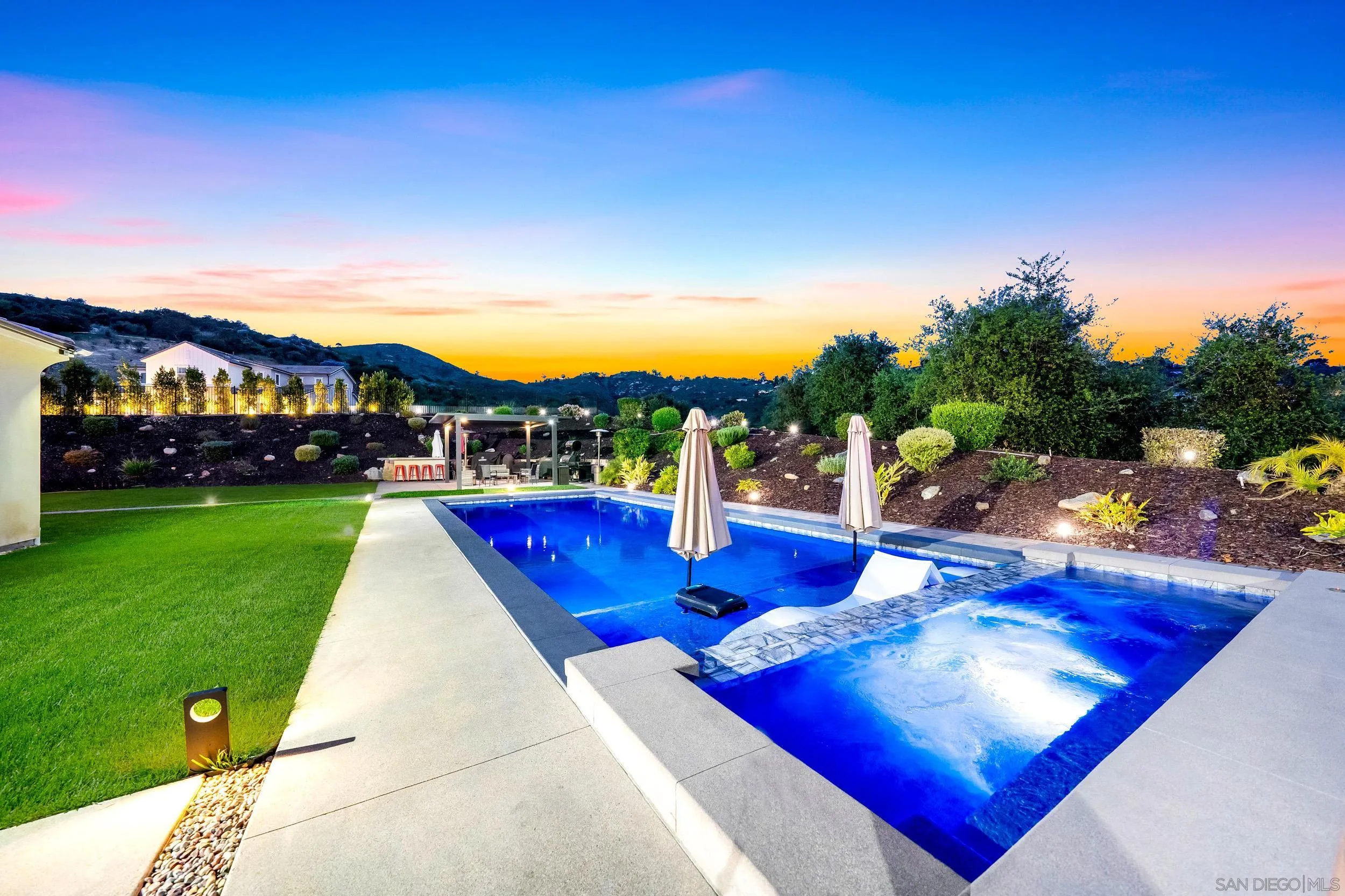 21992 Wilgen Road Escondido, CA 92029 - Photo 3 of 58