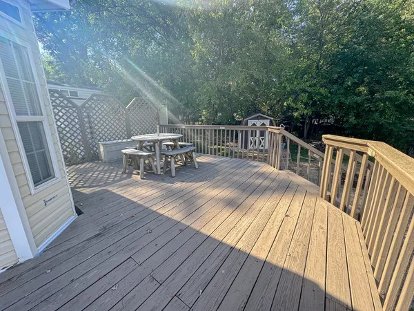 $65,400 | 27-78 Woodhaven, Sublette, IL 61367