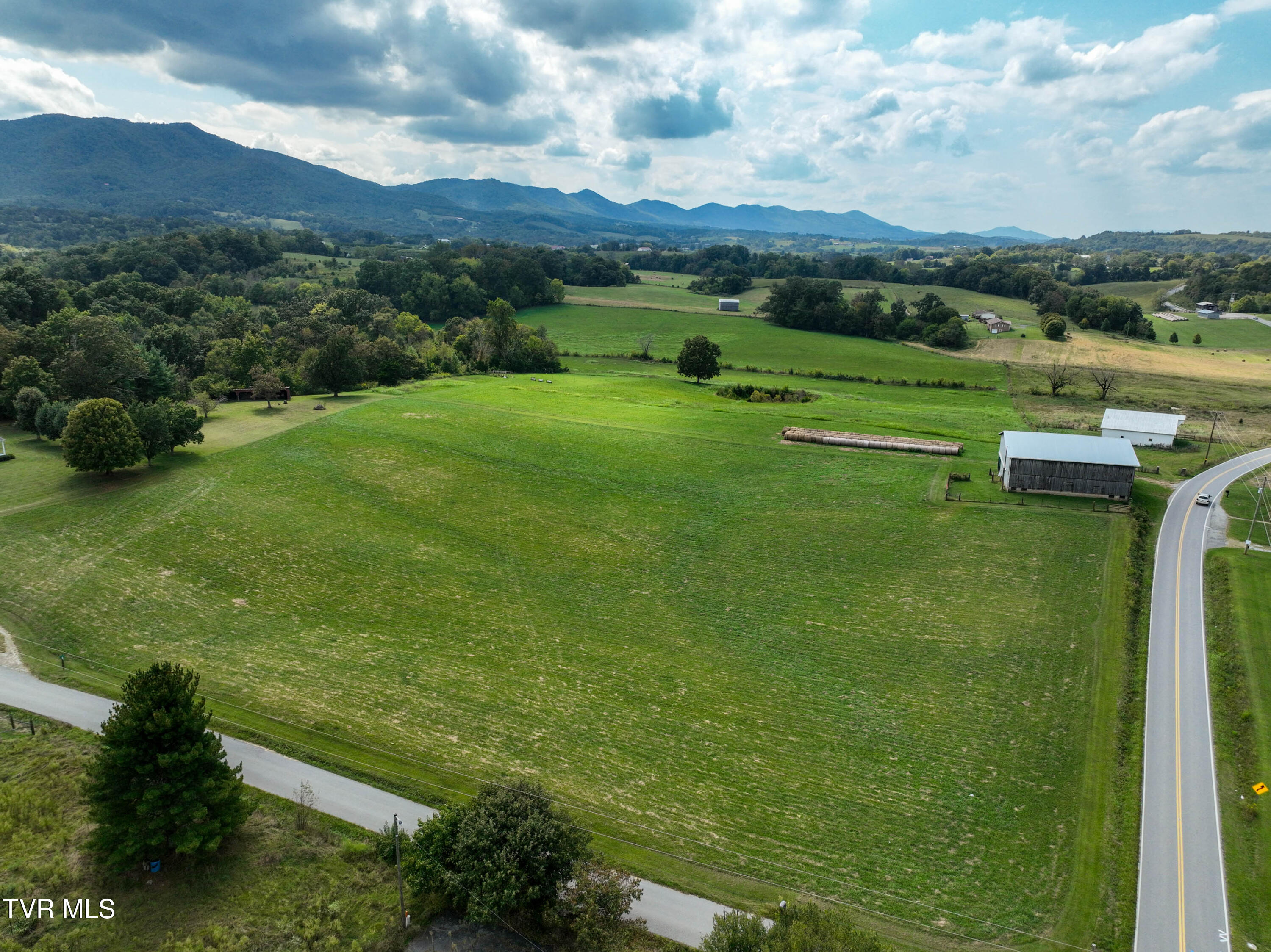 Tbd Dodd Branch Road Greeneville, TN 37743 - Photo 4 of 31 1160 Dodd Branch Rd Drone Sangid-3