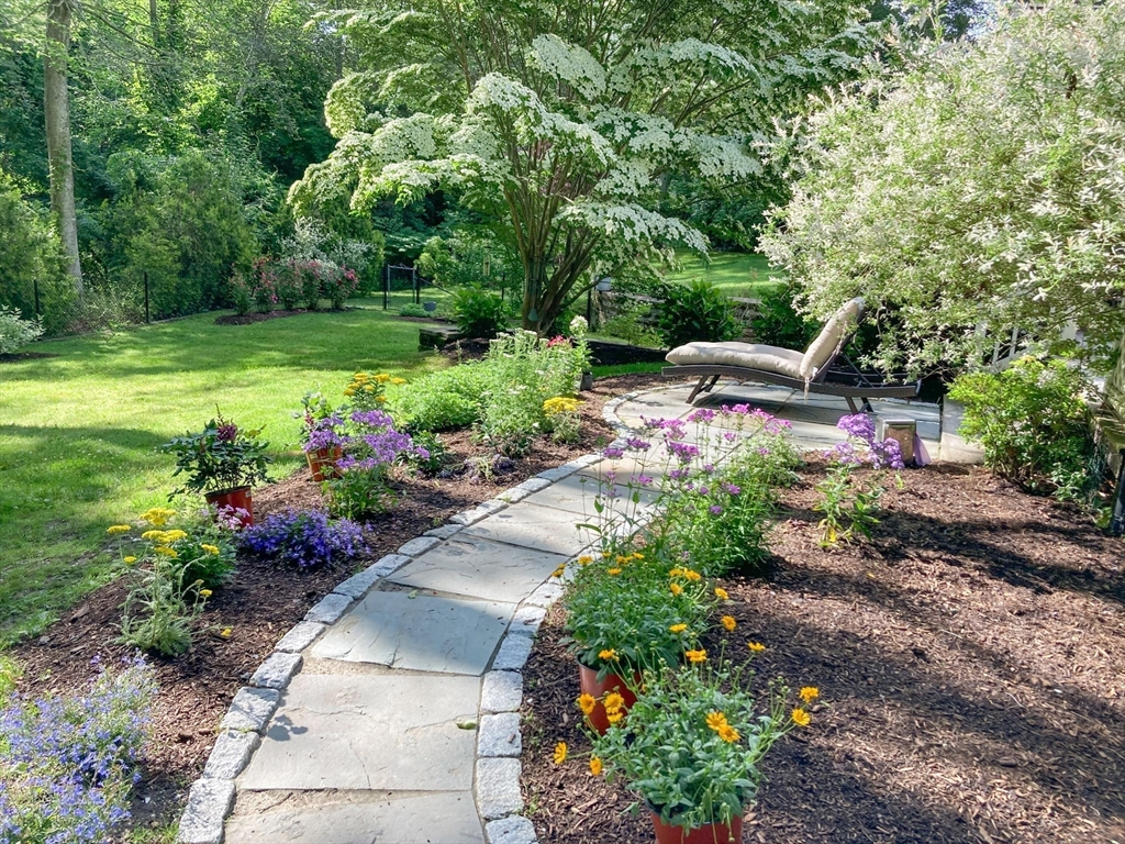 108 Main Street Barnstable, MA 02635 - Photo 7 of 42