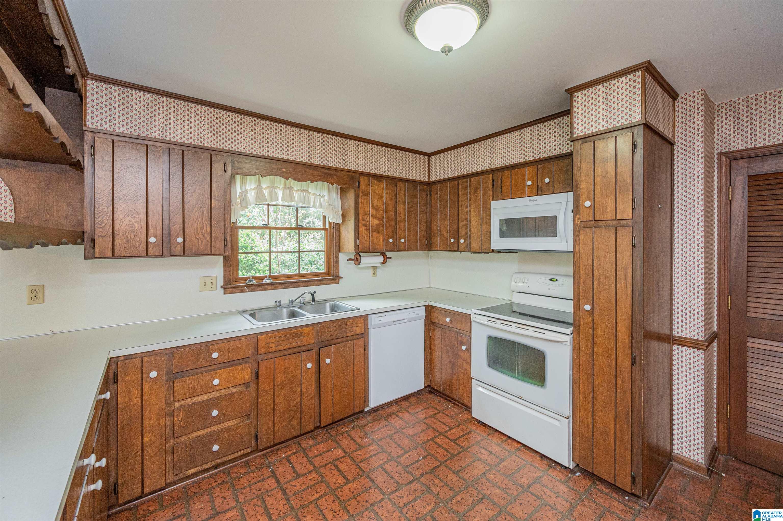 3432 River Bend Road Birmingham, AL 35243 - Photo 9 of 50