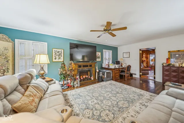 $379,900 | 77 McKinley Boulevard, Terre Haute, IN 47803