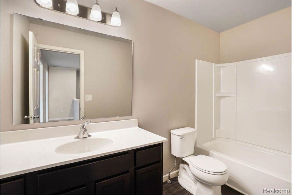 2556 Wood Ridge Drive Adrian, MI 49221 - Photo 19 of 23