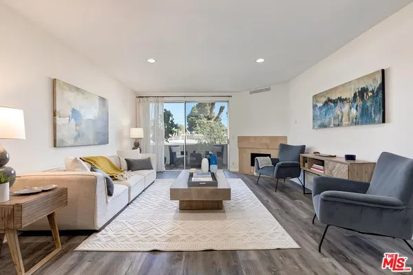$799,000 | 901 10th Street, Unit 303, Santa Monica, CA 90403