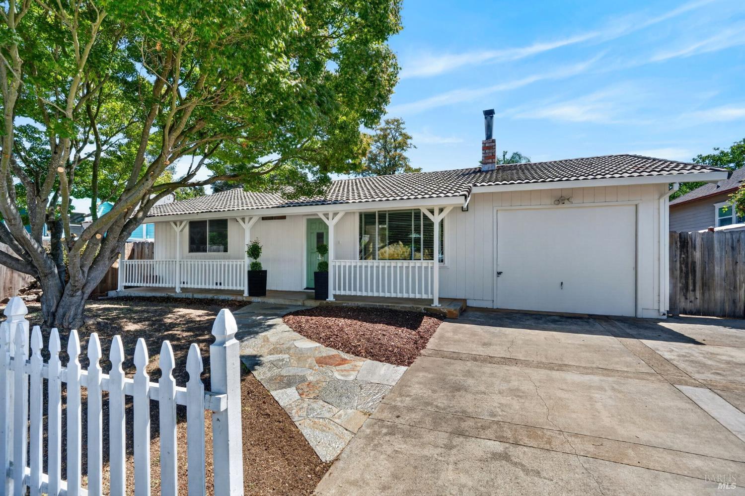 225 Spring Street Napa, CA 94559 - Photo 1 of 36 Gallery Image 1