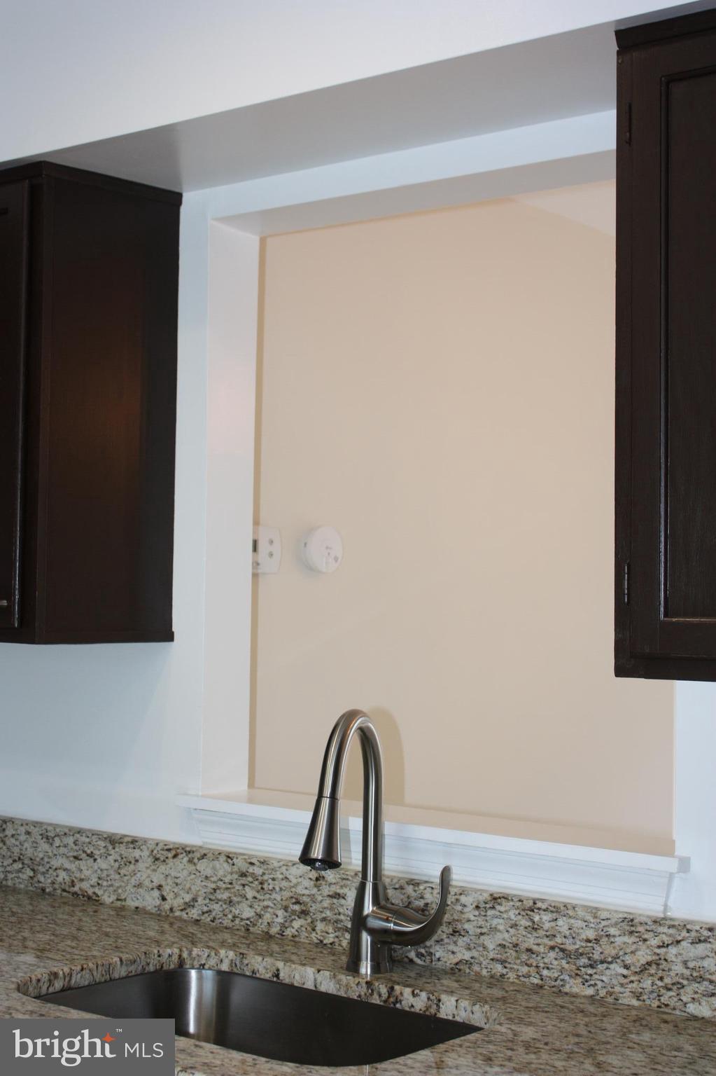 7305 Rokeby Drive Manassas, VA 20109 - Photo 14 of 30 Granite Counter, New Deep Sink & New Faucet