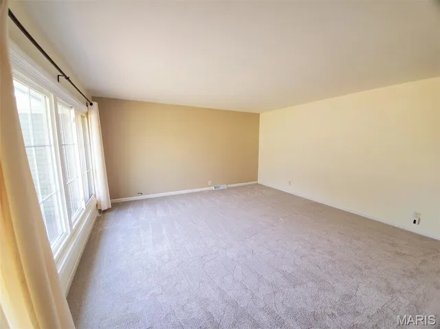 $187,000 | 406 South Cherry Street, Lewistown, MO 63452