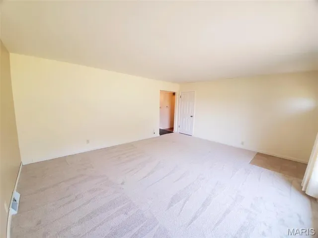 $187,000 | 406 South Cherry Street, Lewistown, MO 63452