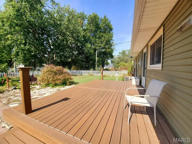 $187,000 | 406 South Cherry Street, Lewistown, MO 63452