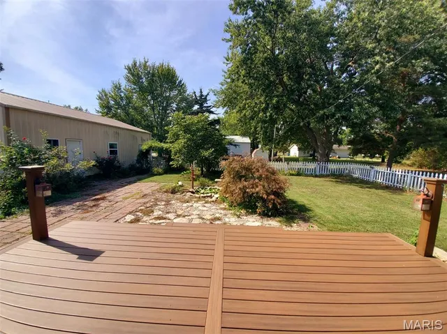 $187,000 | 406 South Cherry Street, Lewistown, MO 63452