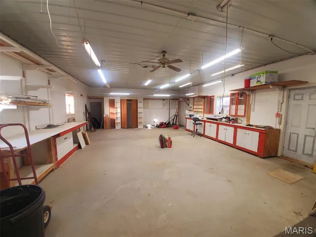 $187,000 | 406 South Cherry Street, Lewistown, MO 63452