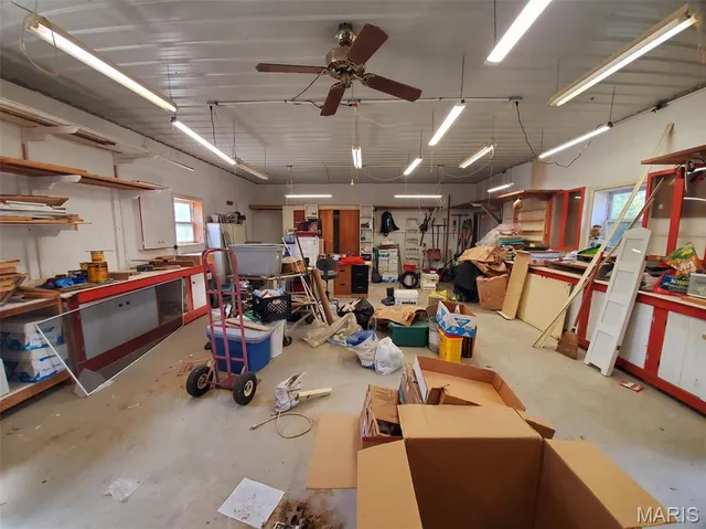 $187,000 | 406 South Cherry Street, Lewistown, MO 63452