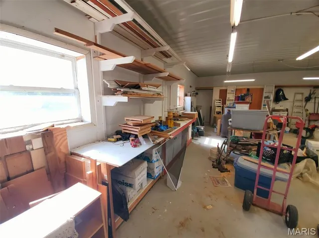 $187,000 | 406 South Cherry Street, Lewistown, MO 63452