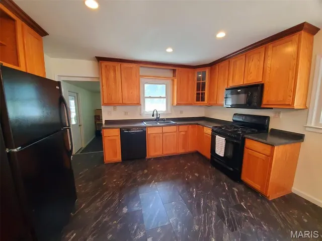 $187,000 | 406 South Cherry Street, Lewistown, MO 63452