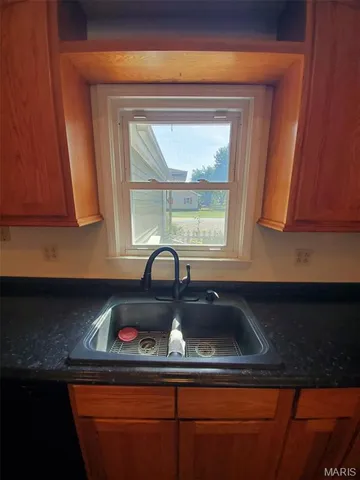 $187,000 | 406 South Cherry Street, Lewistown, MO 63452