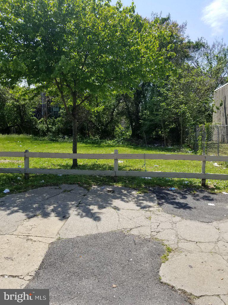2420 Ridge Avenue Philadelphia, PA 19121 - Photo 2 of 5 Gallery Image 2