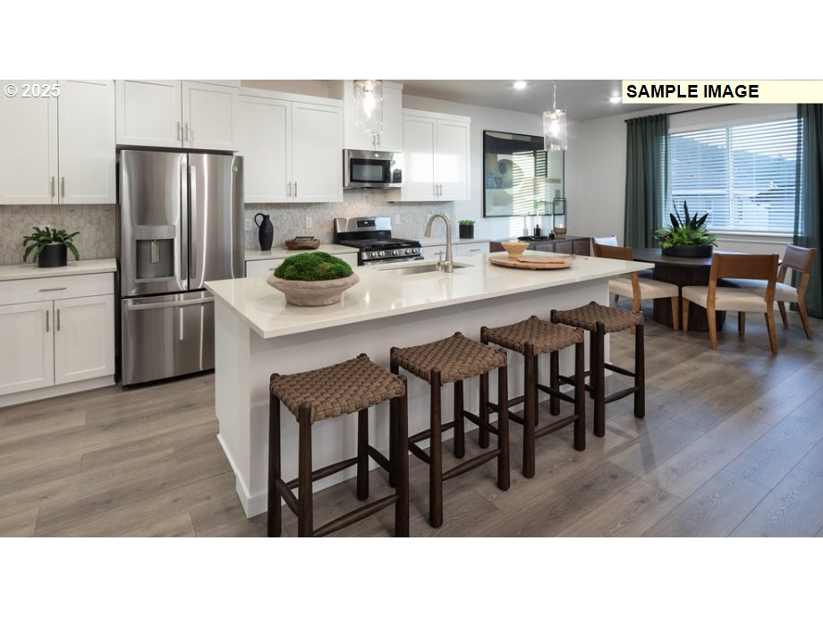 3684 Southwest 38th Street Gresham, OR 97080 - Photo 4 of 11