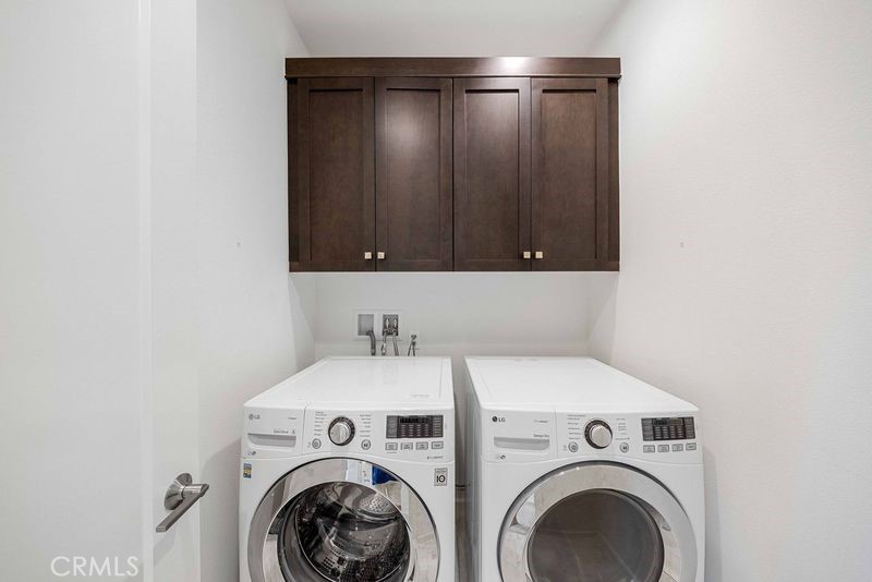 100 Barrington Irvine, CA 92618 - Photo 21 of 30 a utility room with dryer and washer