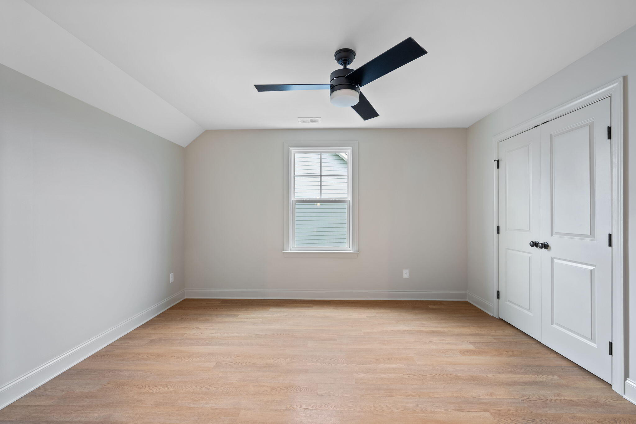 6706 Dharma Loop, Unit 66 Chattanooga, TN 37412 - Photo 20 of 39 8-web-or-mls-DSC_9189