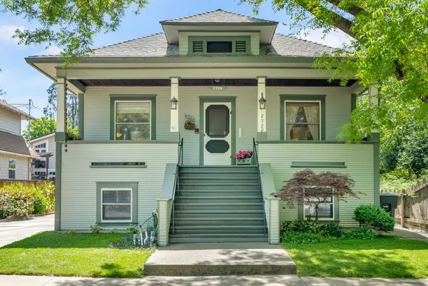 $943,800 | 2720 Portola Way, Sacramento, CA 95818