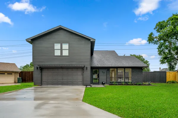 $329,000 | 17 Dowlen Place, Beaumont, TX 77706