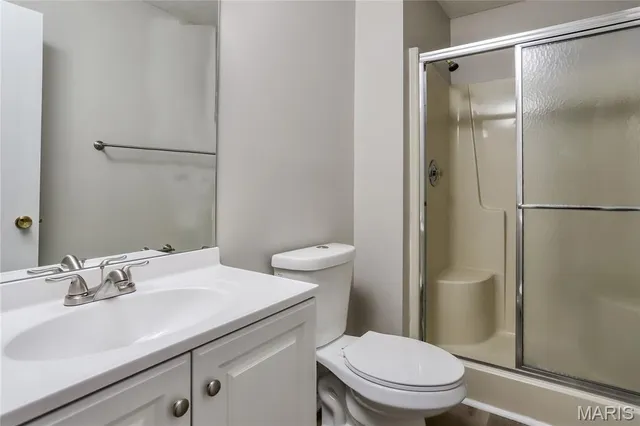 $2,025 | 110 El Perro Drive, St. Peters, MO 63376