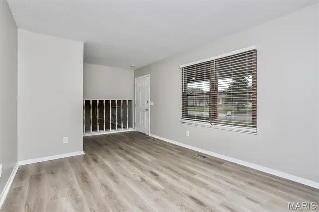 $2,025 | 110 El Perro Drive, St. Peters, MO 63376