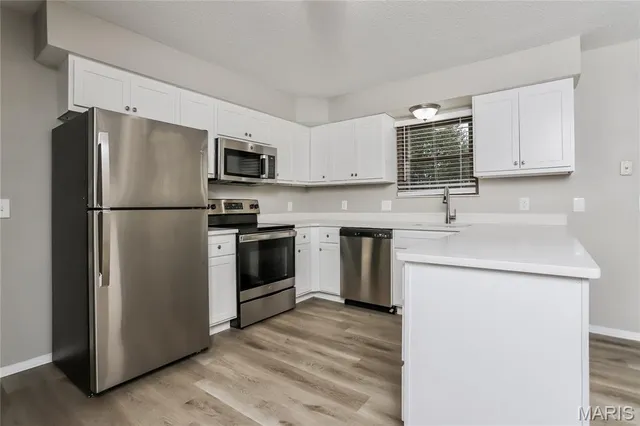 $2,025 | 110 El Perro Drive, St. Peters, MO 63376