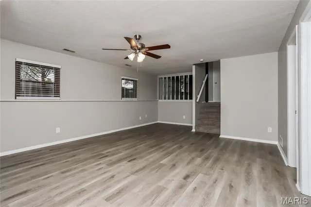 $2,025 | 110 El Perro Drive, St. Peters, MO 63376