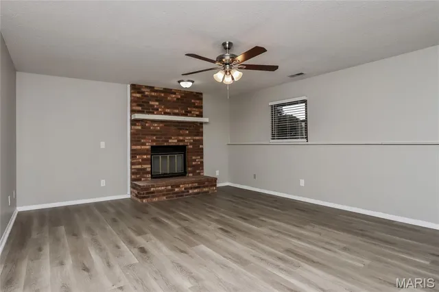 $2,025 | 110 El Perro Drive, St. Peters, MO 63376