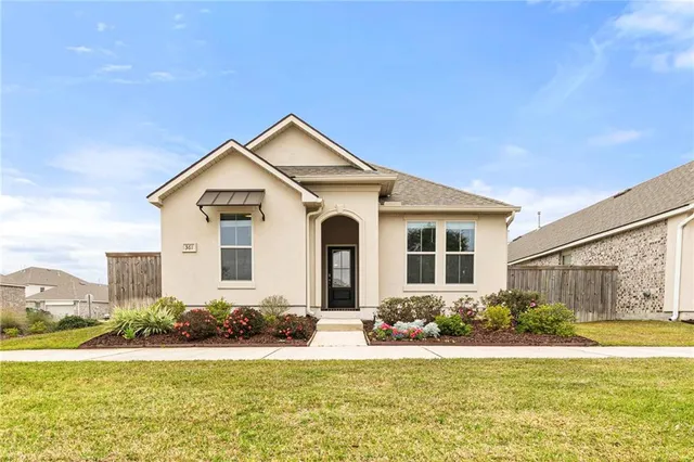 $299,900 | 361 Lakeshore Village East, Slidell, LA 70461