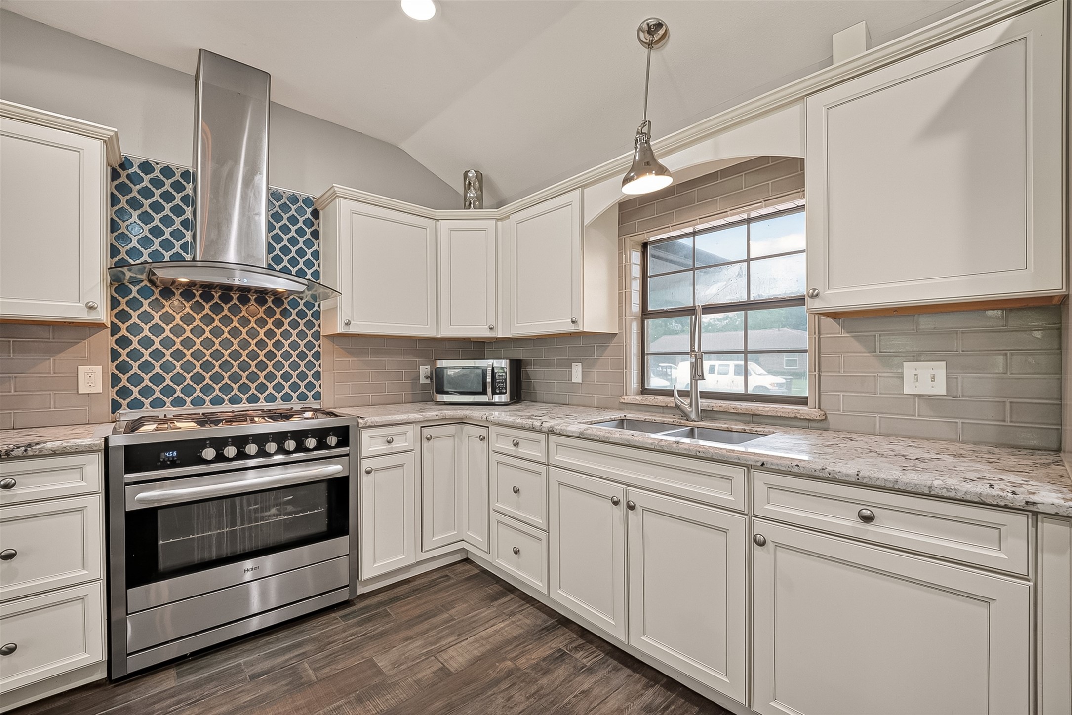 810 Creager Street Houston, TX 77034 - Photo 16 of 34