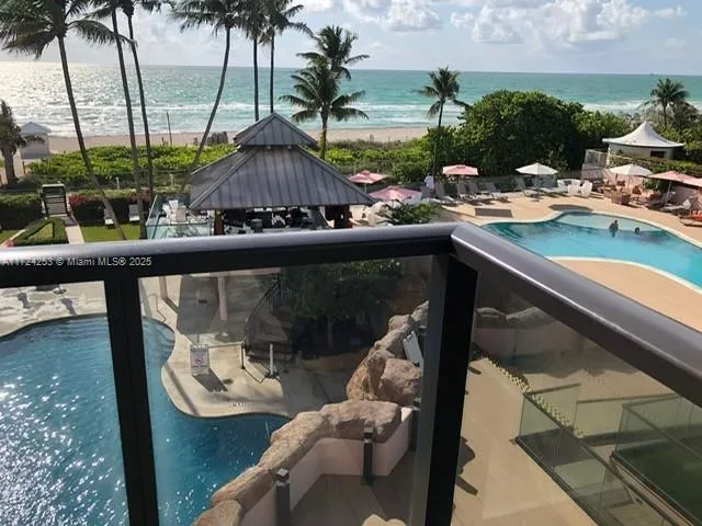 $899,000 | 5225 Collins Avenue, Unit 501, Miami Beach, FL 33140