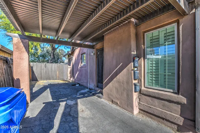 $2,100 | 384 East Windsor Avenue, Phoenix, AZ 85004