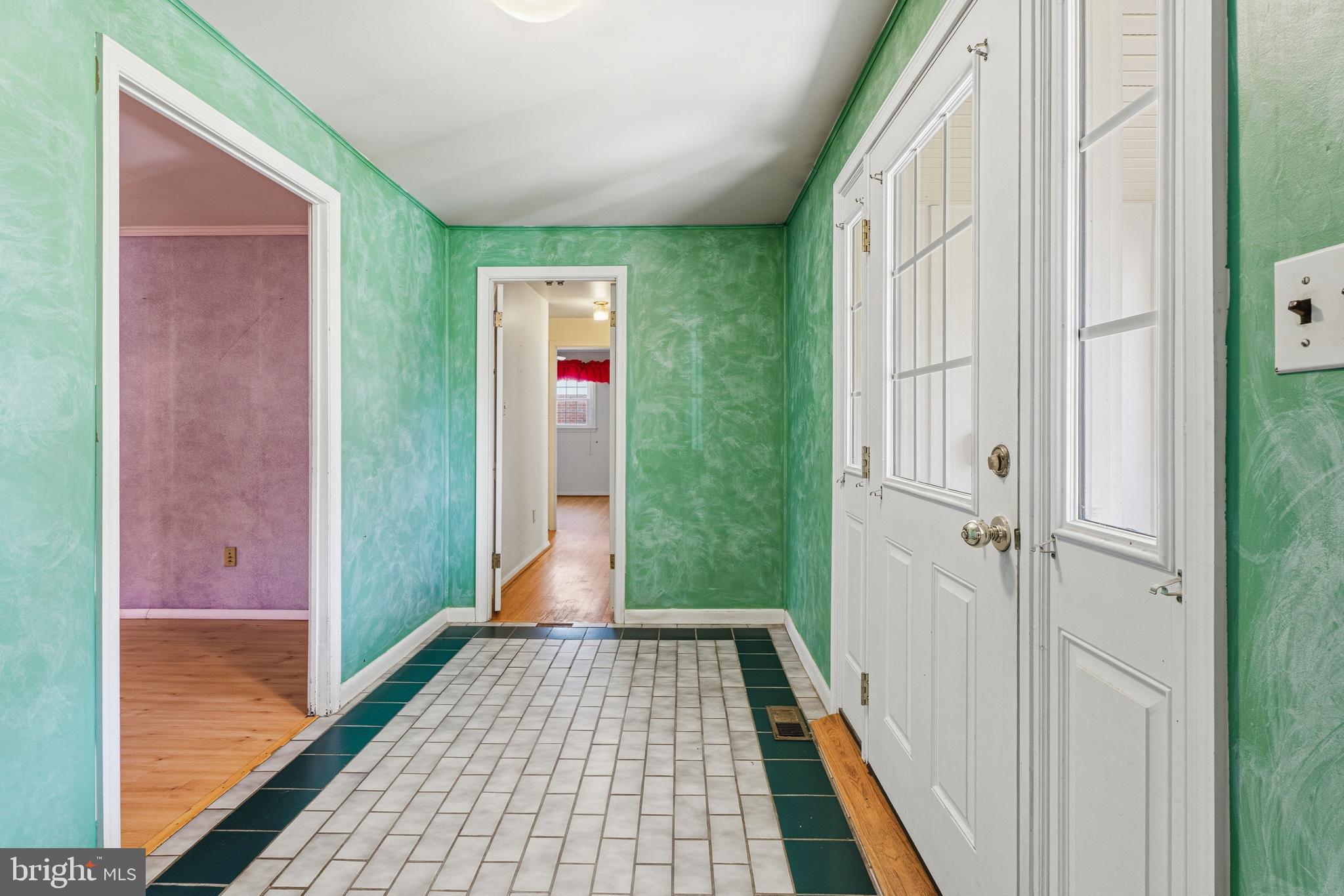 2407 Eastridge Road Lutherville-Timonium, MD 21093 - Photo 13 of 37