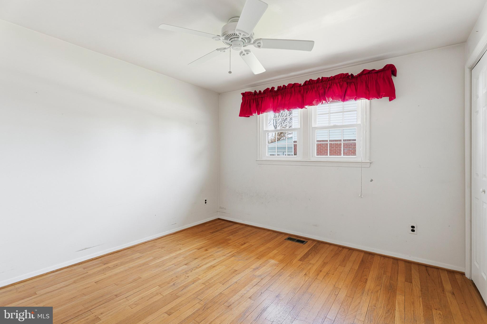 2407 Eastridge Road Lutherville-Timonium, MD 21093 - Photo 15 of 37