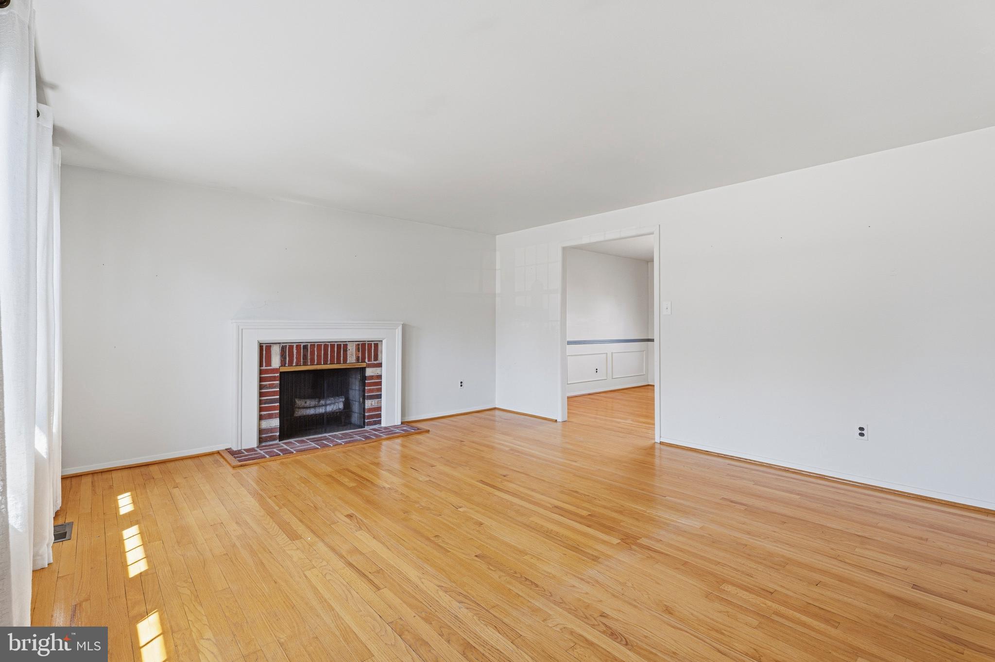 2407 Eastridge Road Lutherville-Timonium, MD 21093 - Photo 4 of 37
